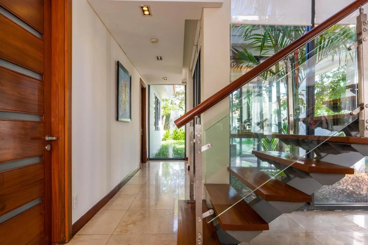 Emblem Sea 2 Bedroom Villas 다낭 0*,